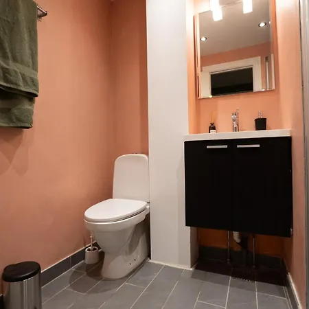 Spacious With Amazing Loft קופנהגן