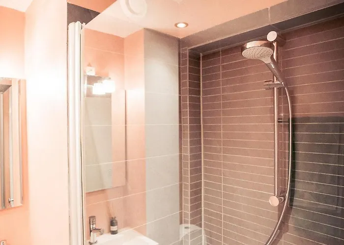 Spacious With Amazing Loft København