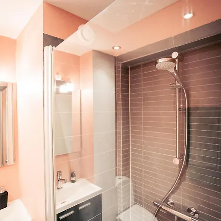 Spacious With Amazing Loft Copenaghen